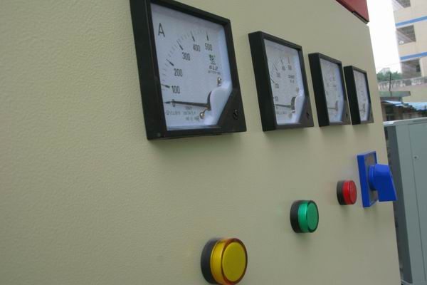 清水河配电柜-3683讲讲配电柜注意事项